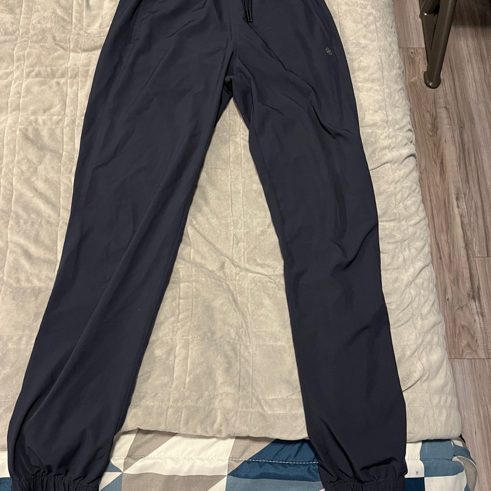 GAIAM Black Sweatpants with Tapered Legs and Elastic Waistband